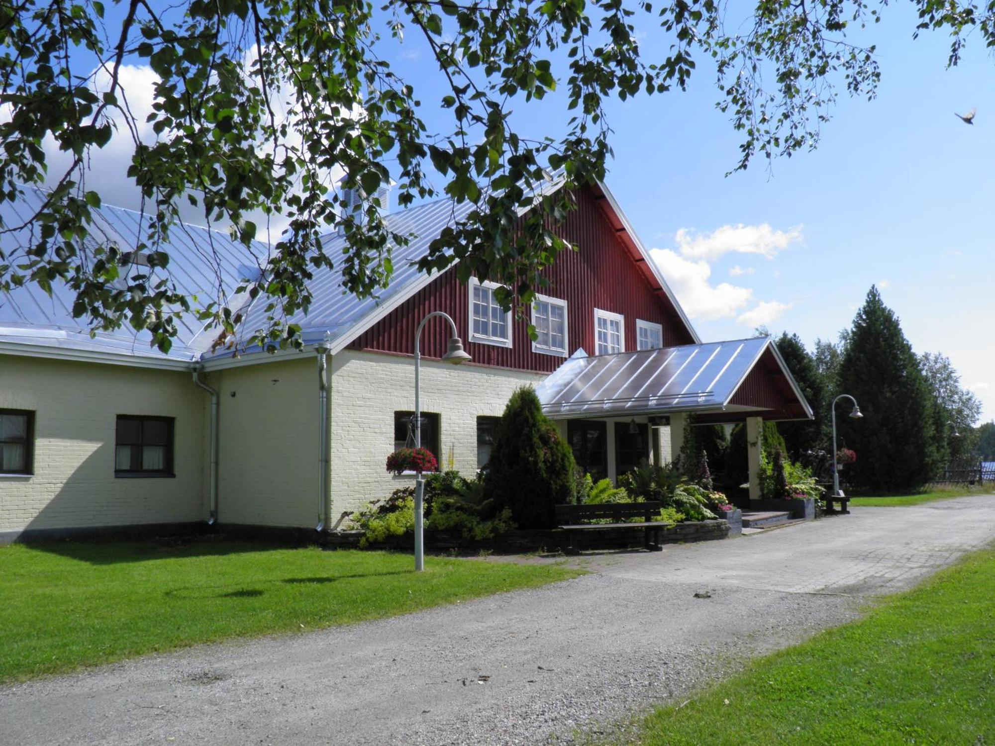 Hyvärilä Holiday-and Youth Centre Nurmes Exteriör bild
